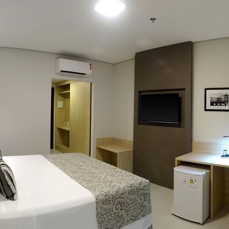 ทริป บาย วินด์แฮม มาเนาส์ Hotel ภายนอก รูปภาพ