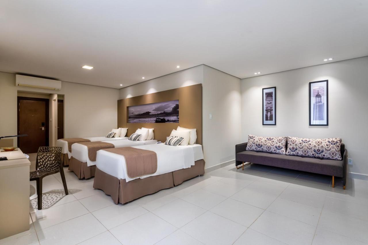 ทริป บาย วินด์แฮม มาเนาส์ Hotel ภายนอก รูปภาพ